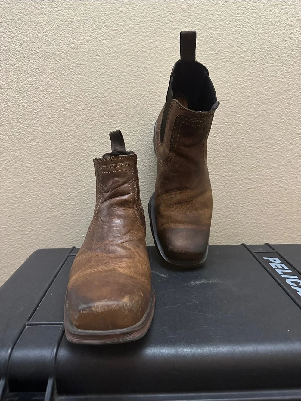Ariat Men's Brown Leather Chelsea Boots